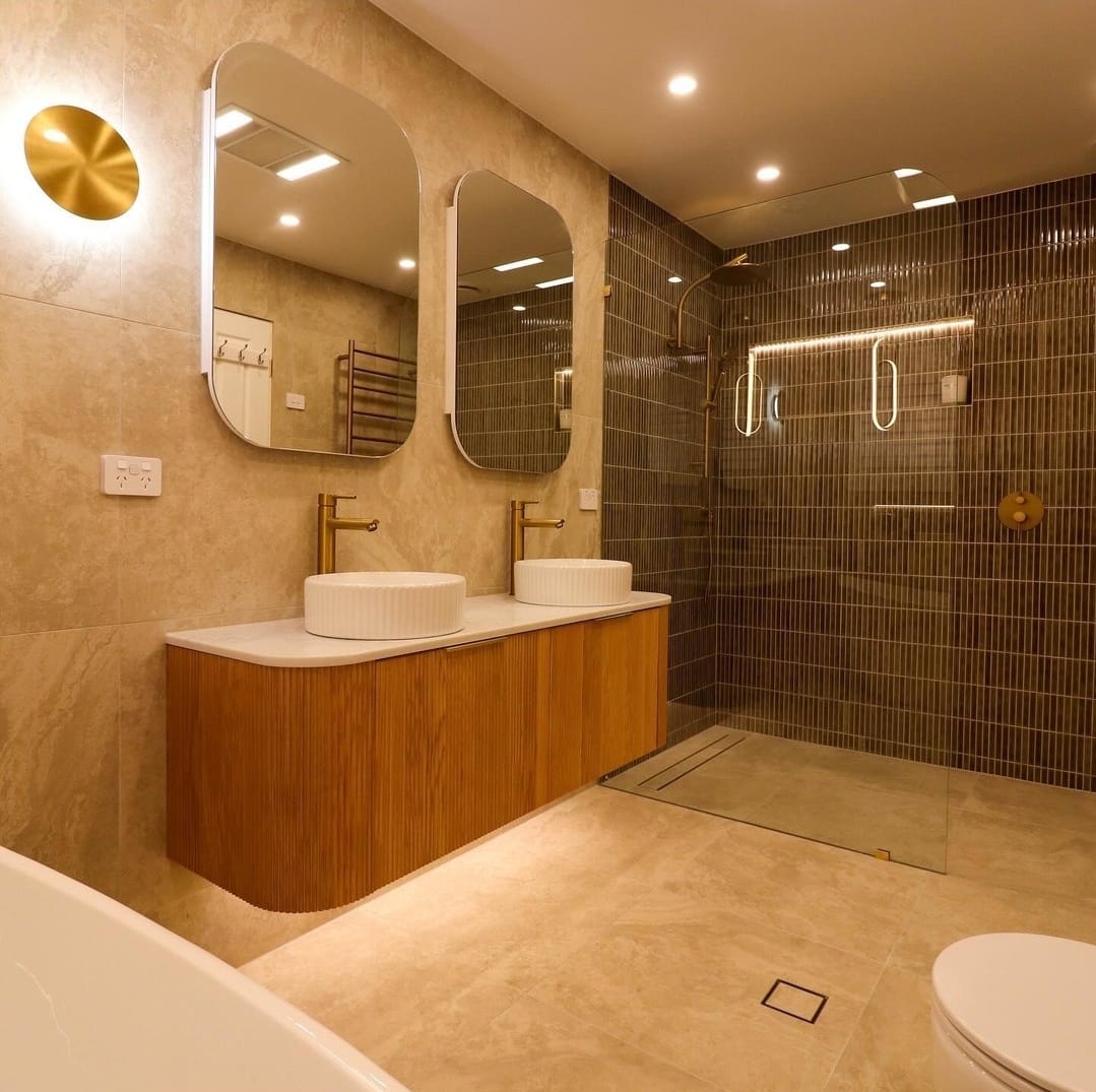 Bathroom & laundry project by Desi Building Solutions