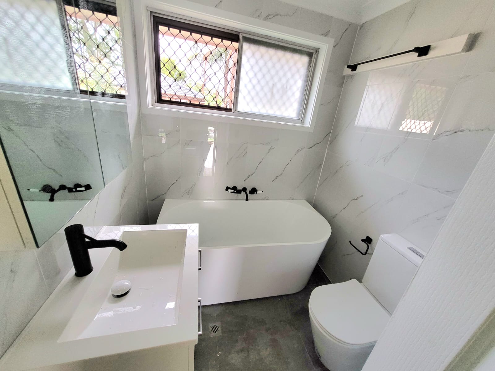 Bathroom & laundry project by Desi Building Solutions