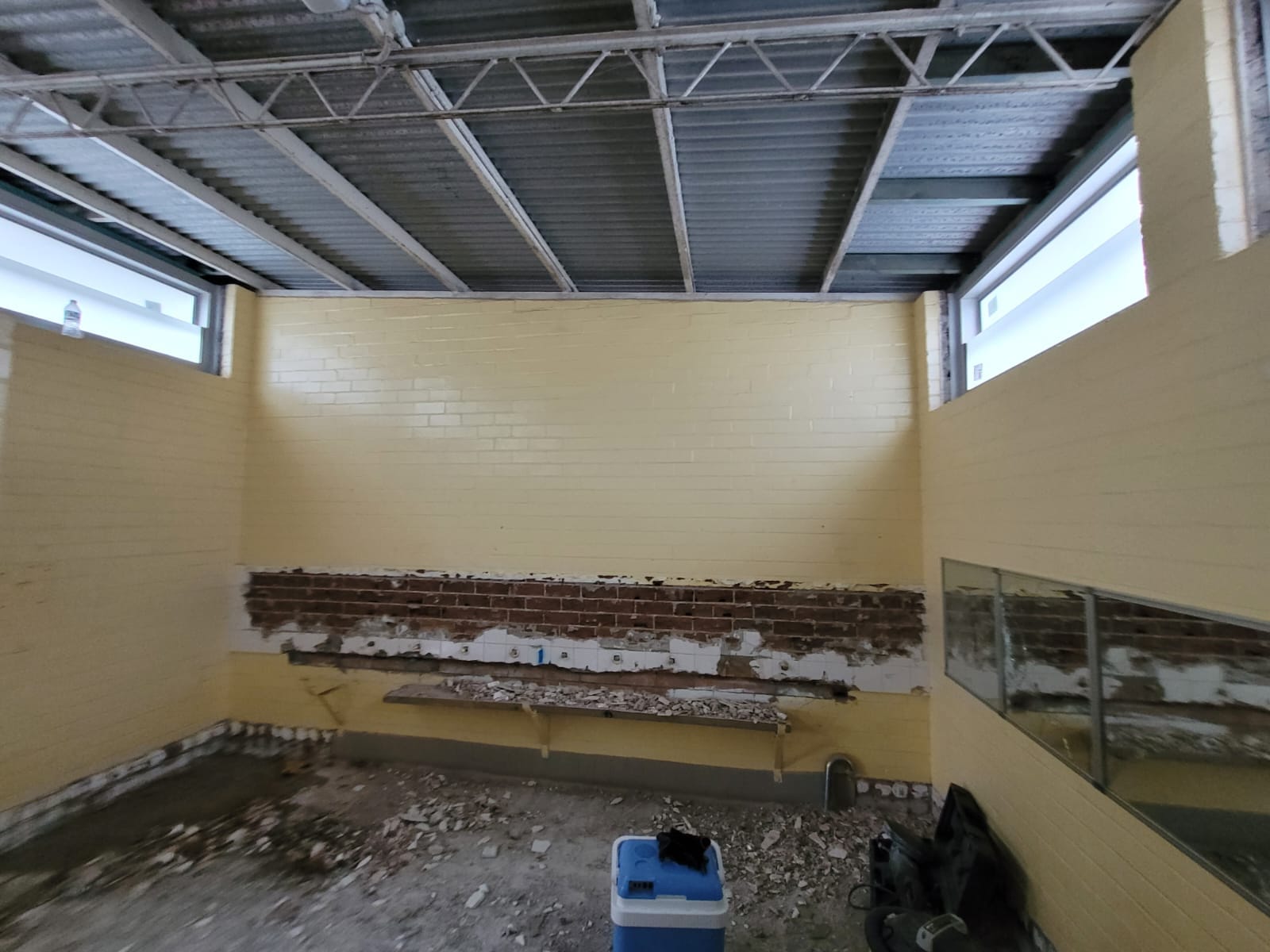 Renovations & extensions project by Desi Building Solutions