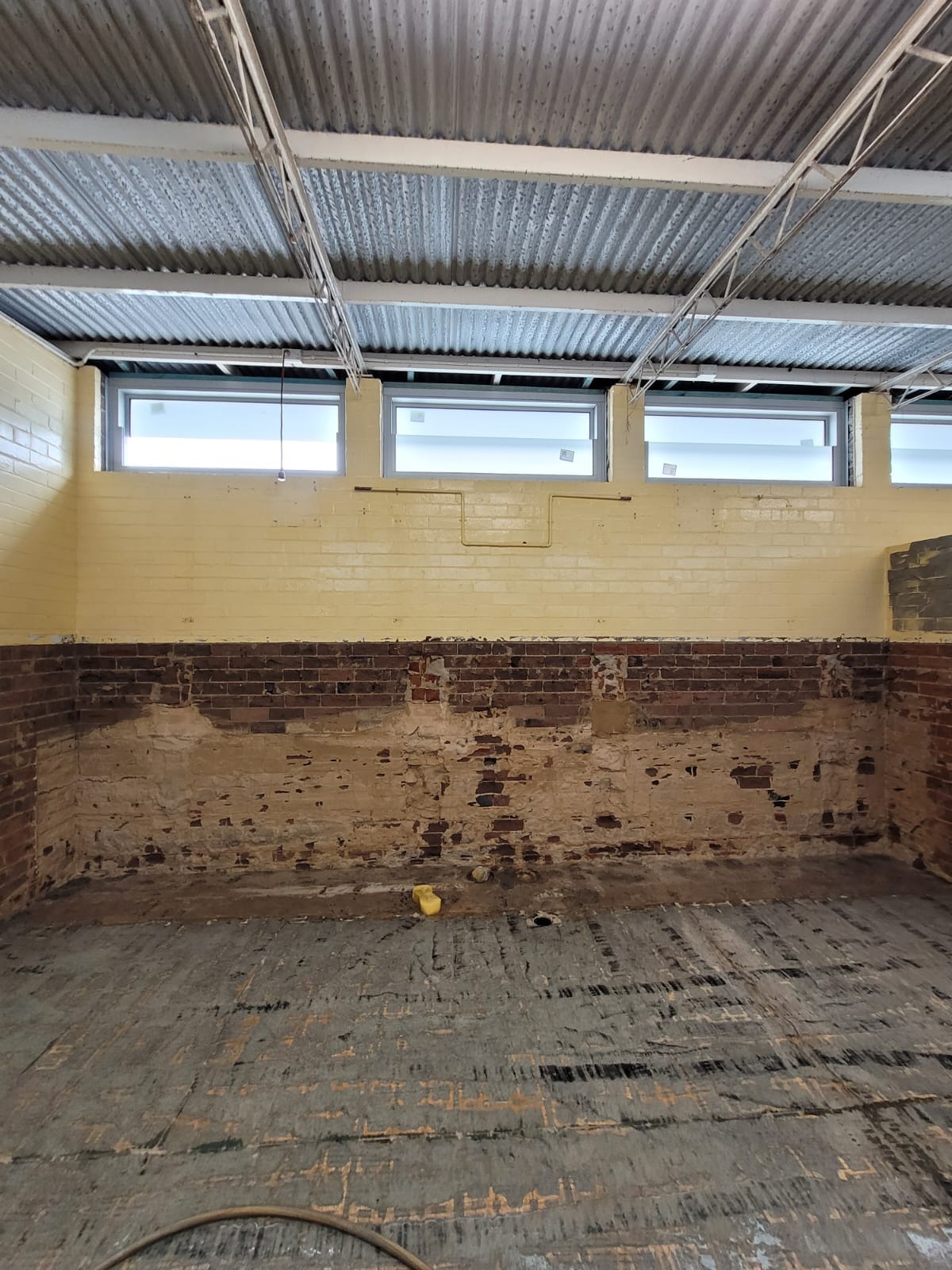 Renovations & extensions project by Desi Building Solutions