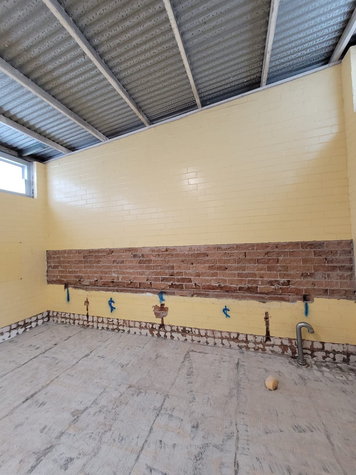 Renovations & extensions project by Desi Building Solutions
