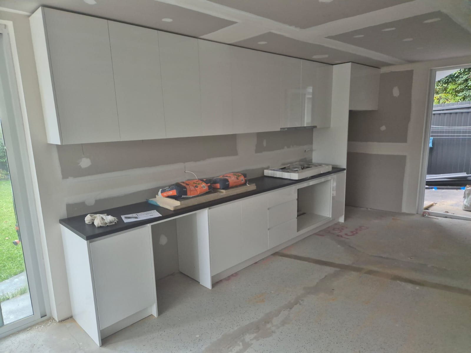 Kitchen, joinery & cabinetry project by Desi Building Solutions