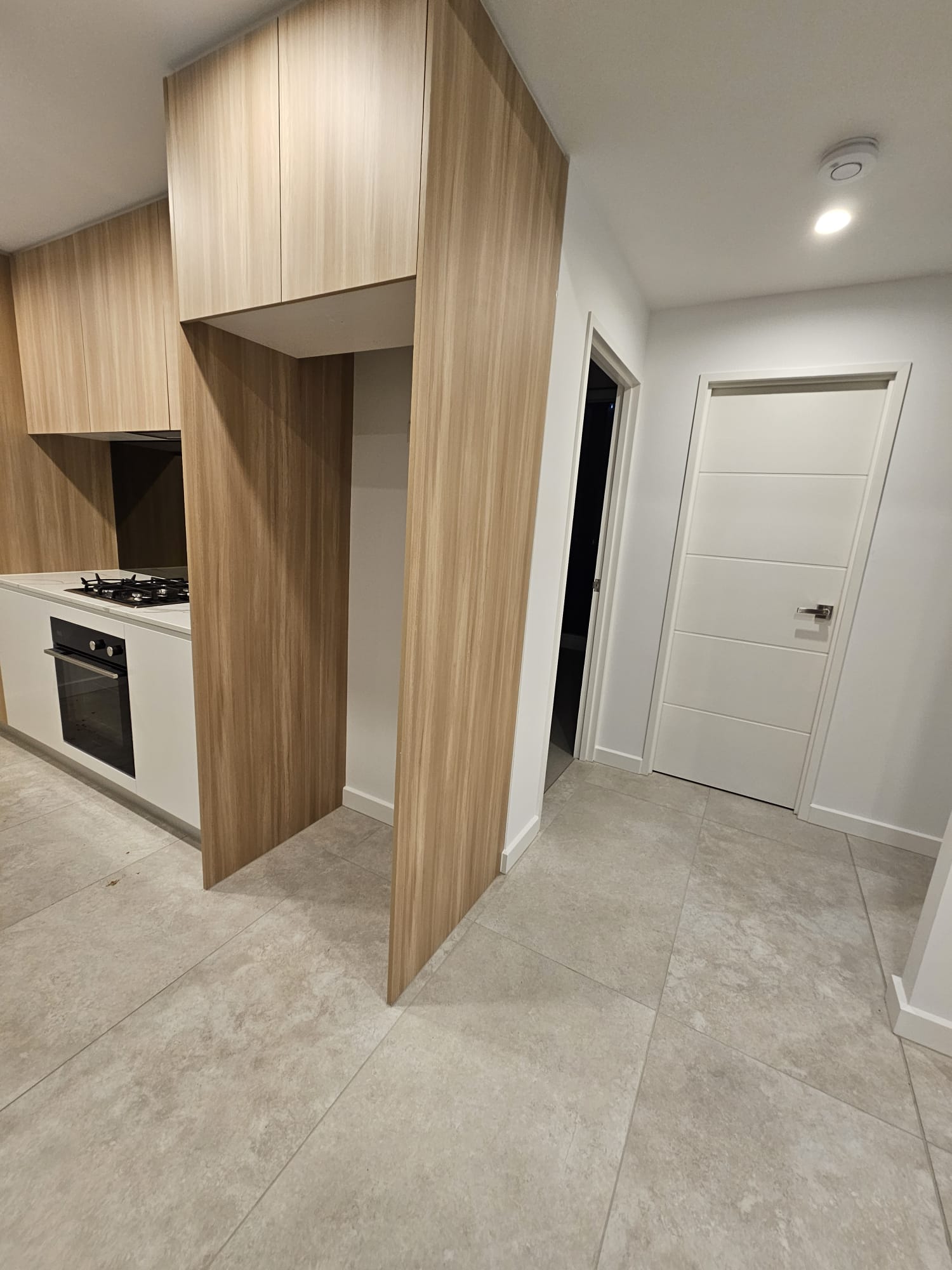 Kitchen, joinery & cabinetry project by Desi Building Solutions