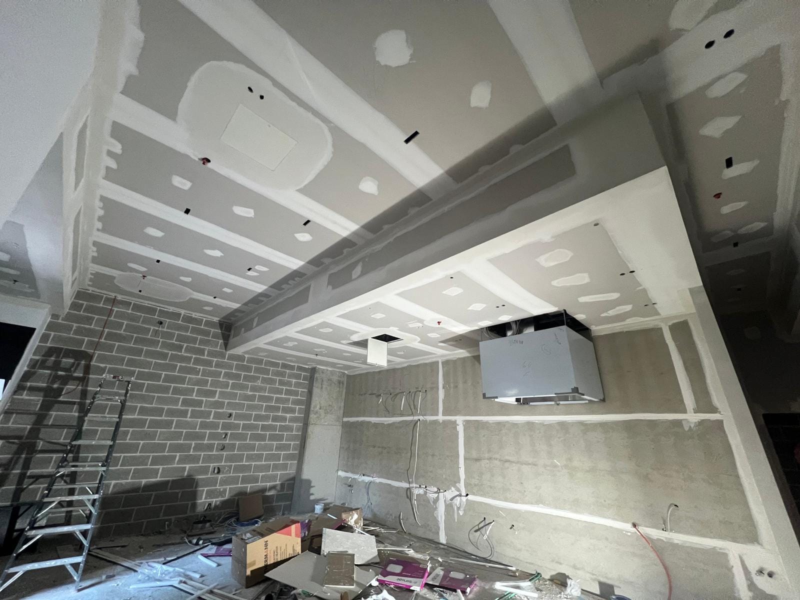 Renovations & extensions project by Desi Building Solutions