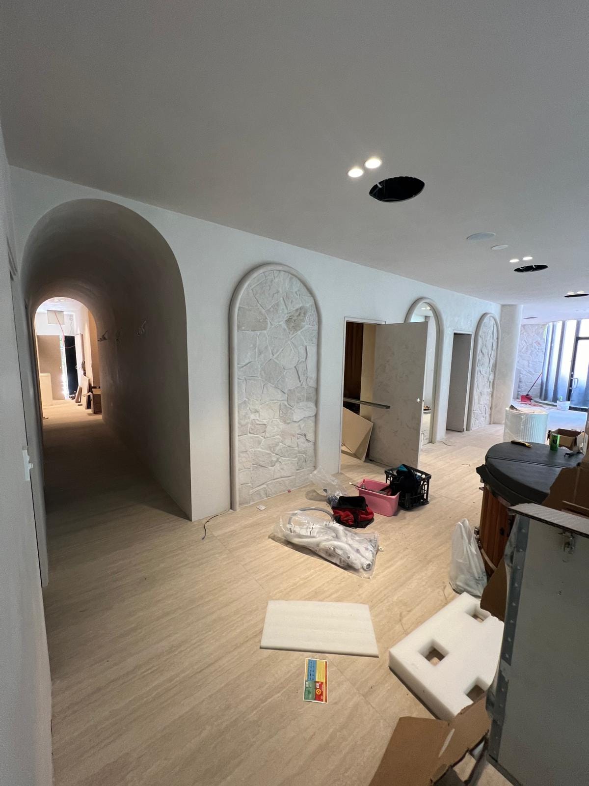 Renovations & extensions project by Desi Building Solutions