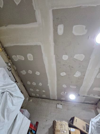 Renovations & extensions project by Desi Building Solutions