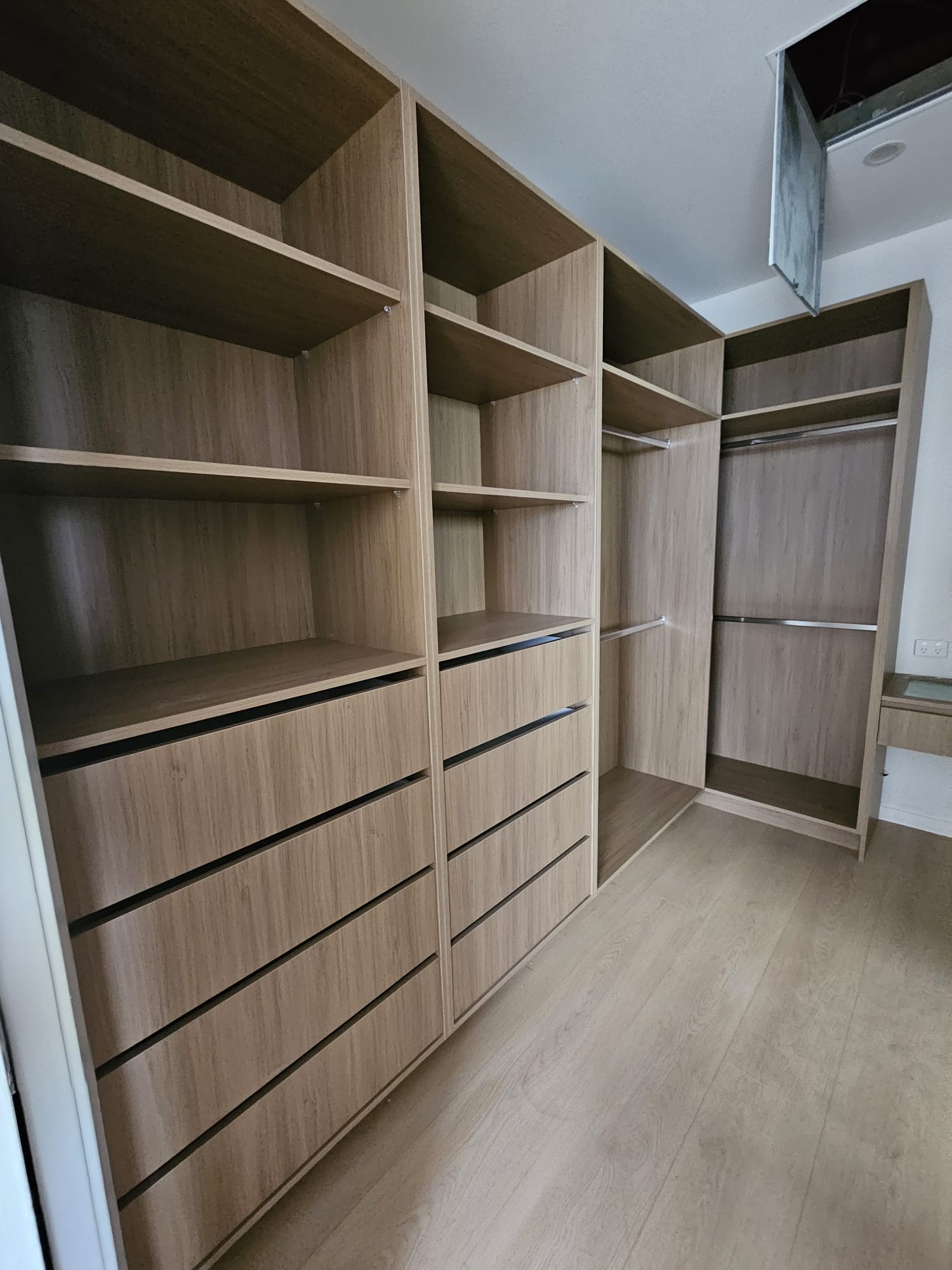 Kitchen, joinery & cabinetry project by Desi Building Solutions