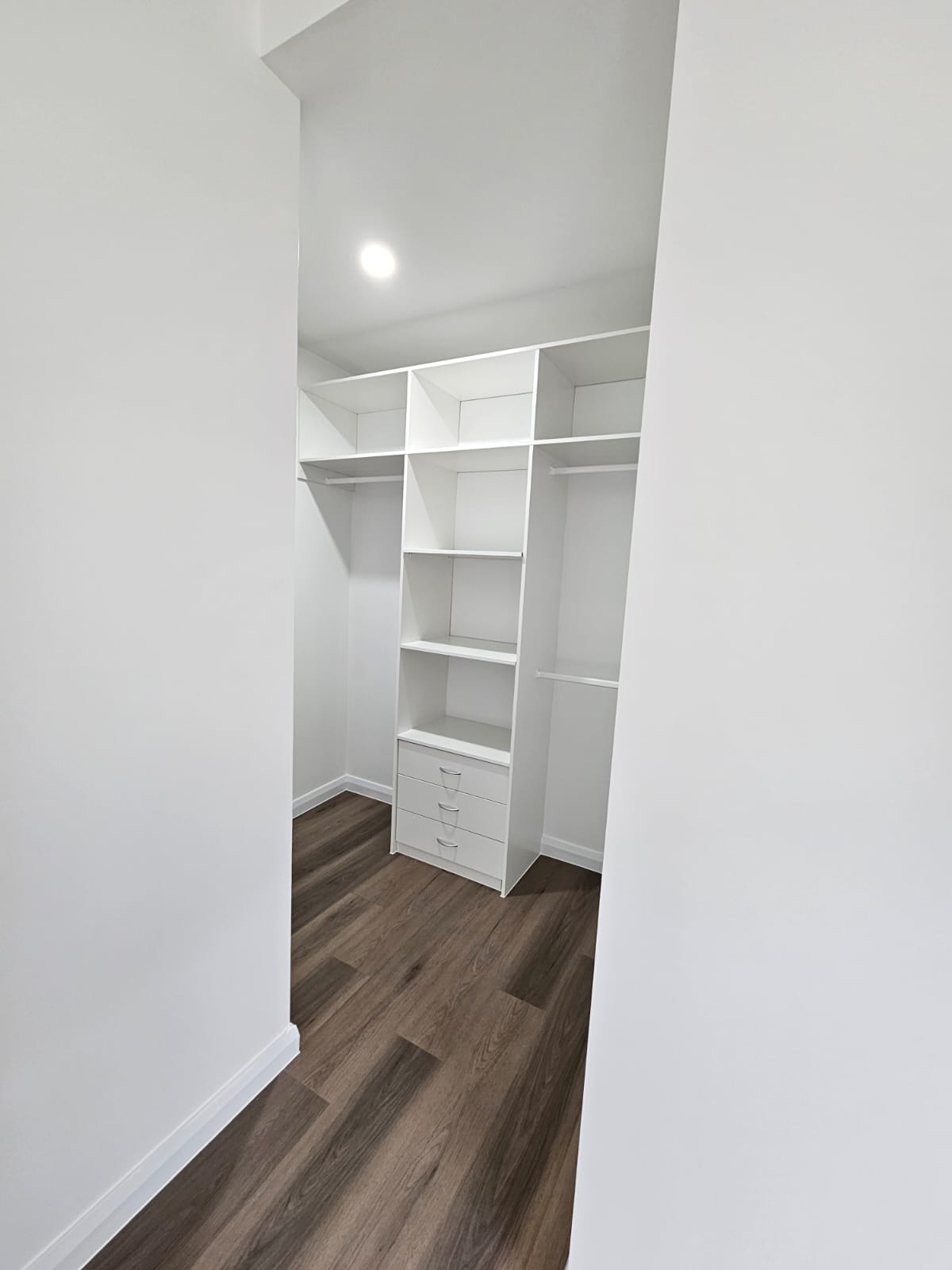 Kitchen, joinery & cabinetry project by Desi Building Solutions